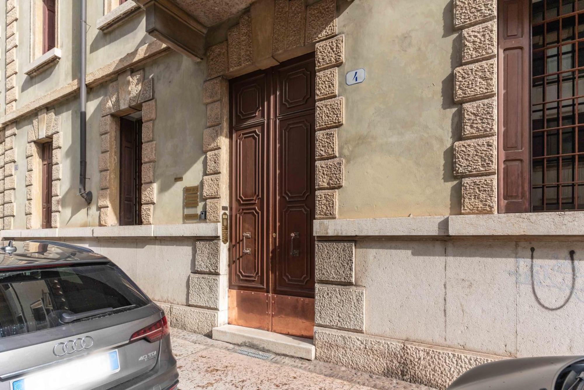 -Near Arena & Parking - Pet Friendly Historical Arena Palace Verona Exterior foto